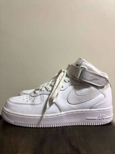 《美品》NIKE Air Force 1 エアフォースワン 白 24.5cm