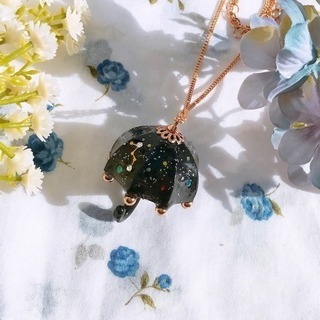 夜空傘ネックレスの画像