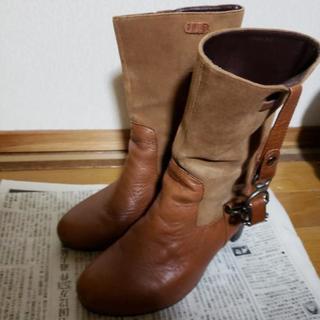 サヴァサヴァのブーツ