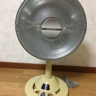 ハロゲンヒーター 扇風機型
