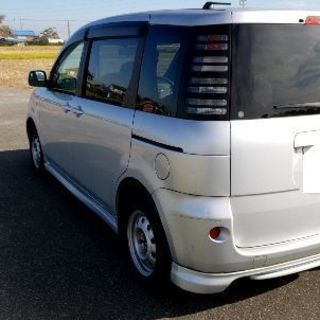 シエンタ　ナビ付き　4WD