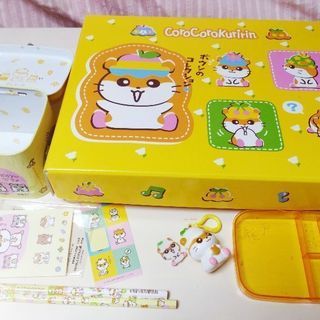 サンリオ　新品未使用　コロコロクリリンお道具箱　鉛筆など