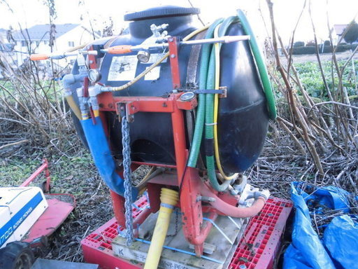 噴霧器　トラクター3点リンク方式