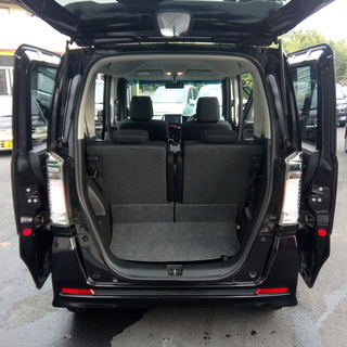 不動の人気！N-BOXカスタム G Lパッケージ　フルセグ　ナビ　両側電動スライドドアの画像