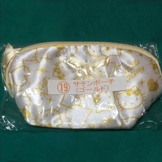 【新品】キティ♡サテンポーチ(ゴールド)