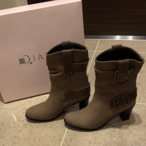 DIANA☆ショートブーツ