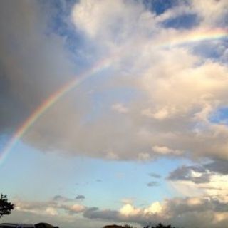 創造サロン　Peaceful Rainbow です