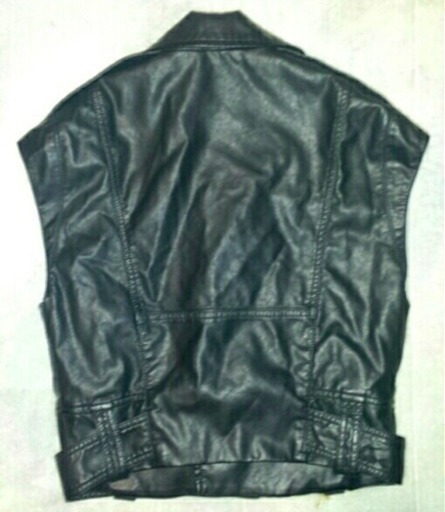 新品 ZARA ベルシュカ Bershka♪ライダース ベスト ジャケット 革ジャン