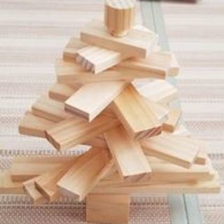 たたんで収納できるツリー（ほぼ新品）