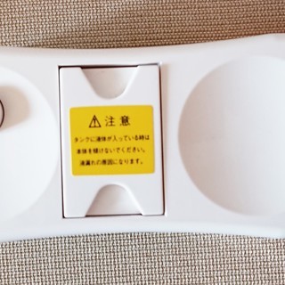 2000円　小型除湿機 ドライボーイミニ と除湿剤(2パック)付 美品の画像