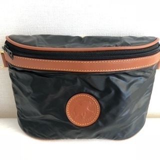 ハンティングワールド ボディバッグ