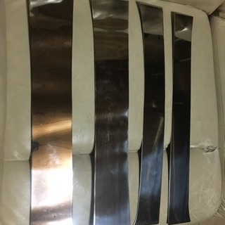 エスカレード  鏡面 ステンレスピラーの画像