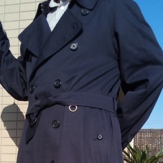 Burberry バーバリー コート 名品 濃紺 トレンチコートで さりげなくお洒落を！の画像