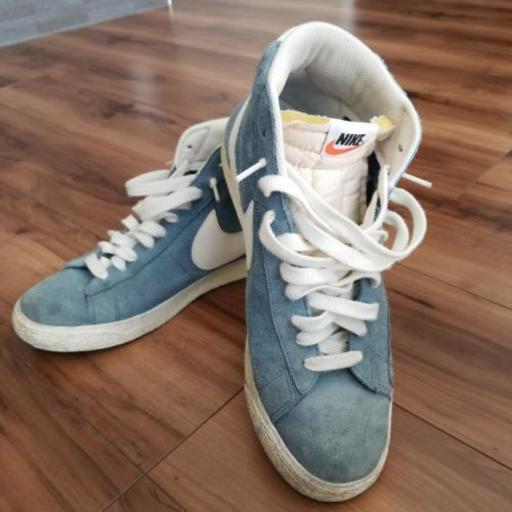 NIKE スニーカー