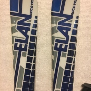 子供用スキー3点セットの画像