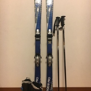 子供用スキー3点セットの画像