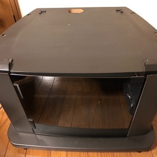 テレビ台の画像
