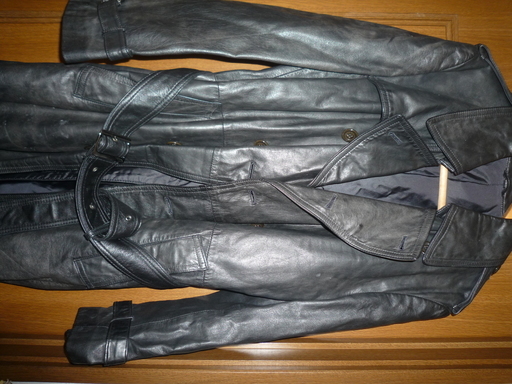 牛革トレンチコート