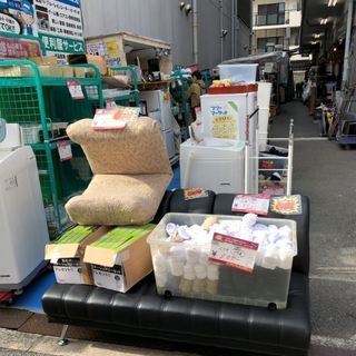 本日12月1日（土）フリーマーケット開催中！　大阪日本橋