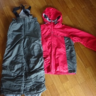 ジュニアスキーウエア上下（130cm）