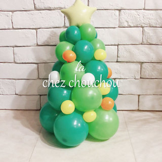 バルーンで作るクリスマスツリー