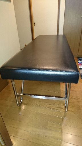 マッサージベッド