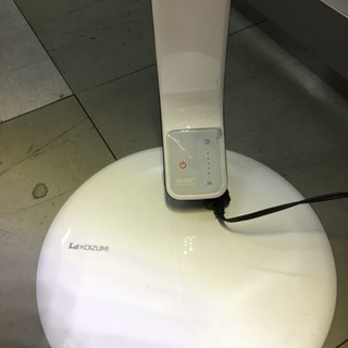 コイズミ LED 卓上スタンド照明 値下げしました！の画像