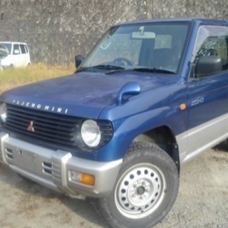 パジェロミニ 4WD 5MT車