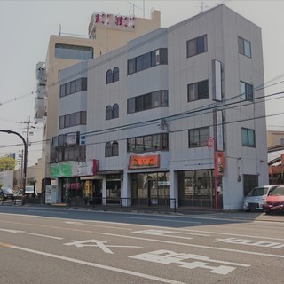 国道一号線沿い　テナント募集　路面店です　２０坪