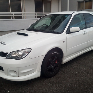 静岡個人 検6年6 WRXワゴン最終型鷹目　AT　小傷少々　機関良好　2006　インプレッサスポーツワゴン　１３万キロ　タイベル済み 　250馬力　街乗り実燃費11の画像