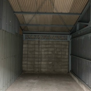 堺市西区 鶴田町 シャッター付ガレージ - 不動産