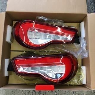 ジュエルLEDテールランプREVO 86 (ZN6)