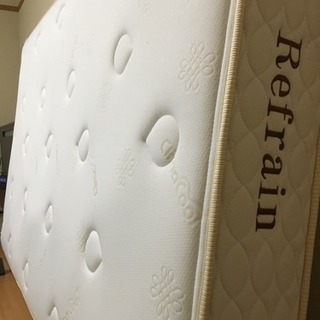 セミダブルベッドの画像