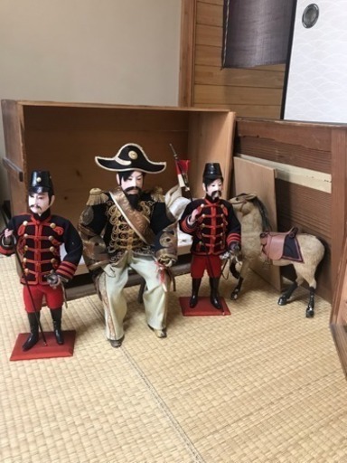 大木平蔵「大将さんと兵隊と馬」