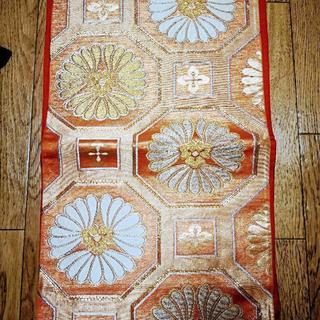    袋帯 六通 亀甲花文様 金コマ刺繍 オレンジ