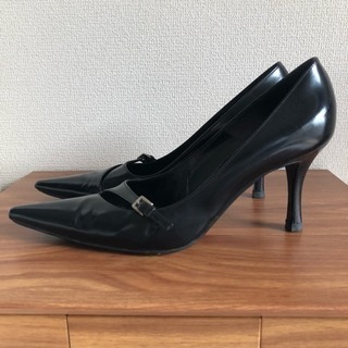 セルジオロッシのパンプス  サイズ37  黒の画像