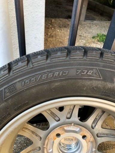 値下げしました  グッドイヤー  アルミホイール付  スタッドレスタイヤ