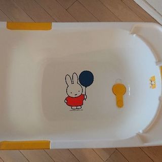 【美品】ベビーバス ミッフィーの画像