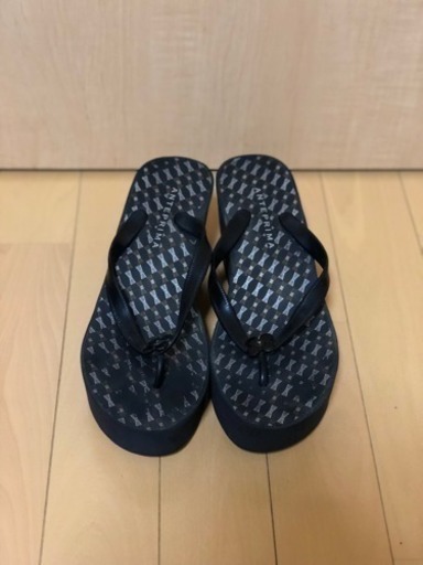 アンテプリマ ウエッジビーチサンダル