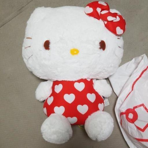 大きめ　キティちゃんぬいぐるみ