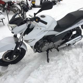 他在庫多数！★スズキ GSR250 始動動画あり 転倒車につき破損ありレストアベース★交換下取り上取り可札幌の画像