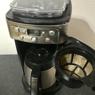 コーヒーメーカー　全自動　タイマー付きの画像