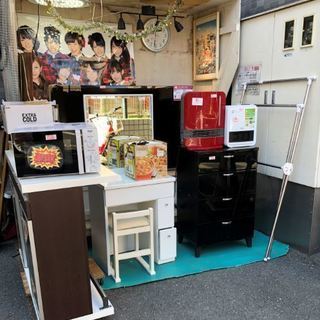 フリーマーケット開催中！　本日12月8日（土）11時~18時30分まで