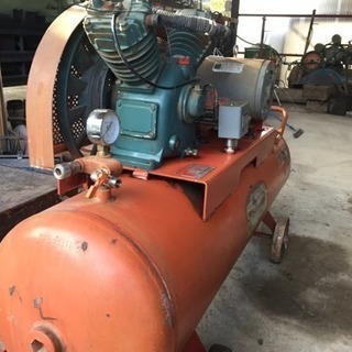 200vコンプレッサー 2.2kw 中古の画像