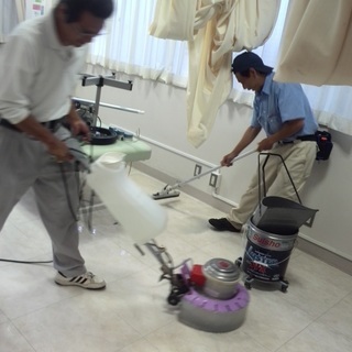 正社員またはアルバイト募集