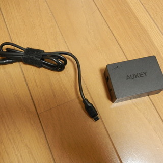 おまけ付き タブレットPC  Chuwi Hibook (10.1インチ) の画像