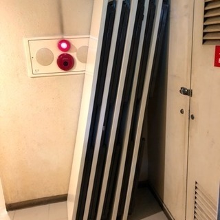 折りたたみテーブル 机の画像