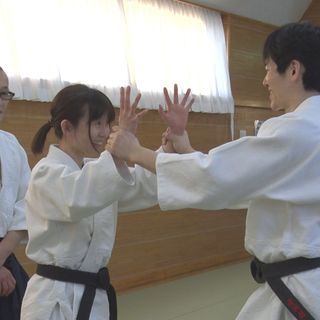 合気道隼　【土曜日】 ◇未経験者、体力に自信の無い方、性別、年齢問わず、どなたでも丁寧にご指導いたします。の画像