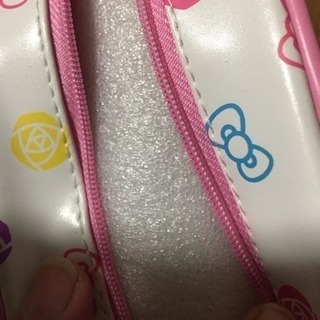 キティー小物入れの画像