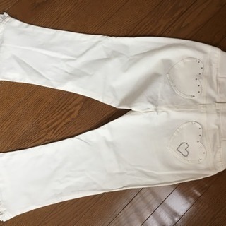 and love クロップドパンツ  新品の画像
